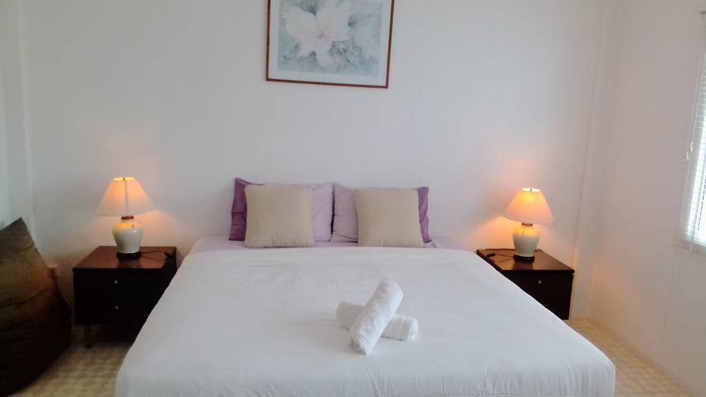 Corner Cafe Bed & Breakfast Hua Hin Exterior photo